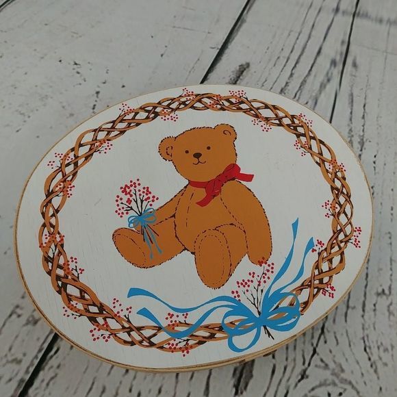 Vintage Bentwood‎ Style Oval Wood Painted Bear Box - Picture 2 of 10